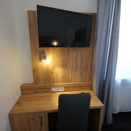 Otel Fischertor 3*
